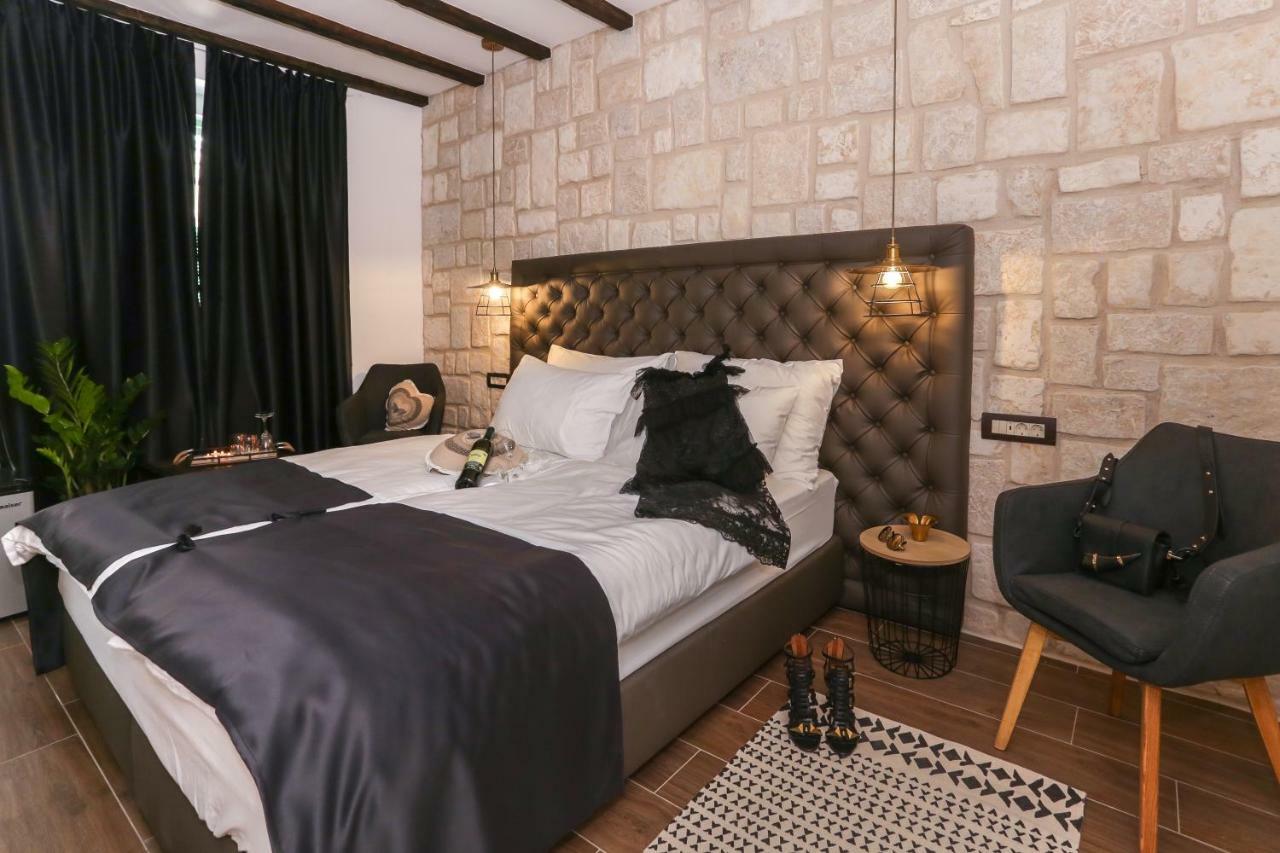 Luxury Rooms Dino Split Exterior photo
