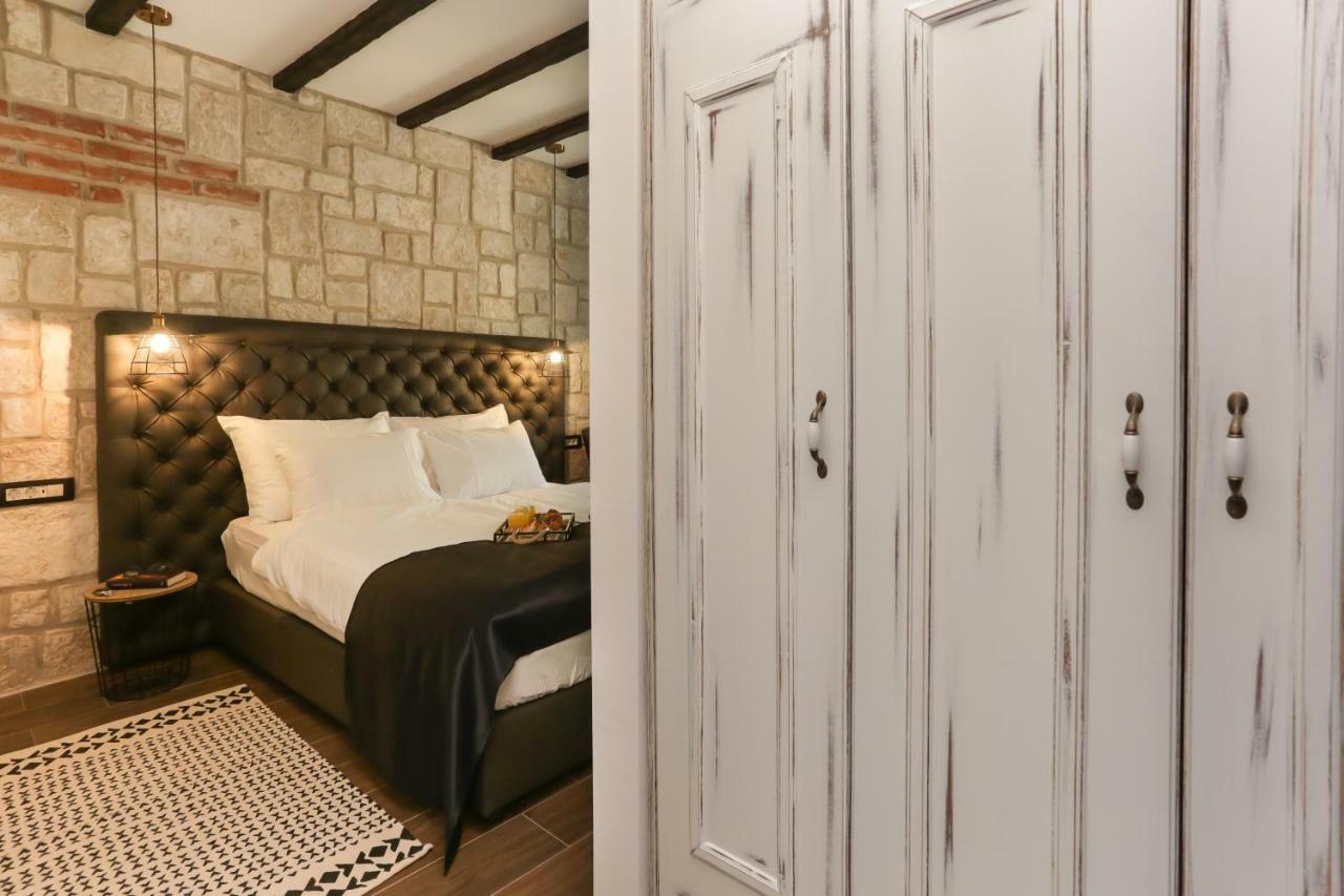 Luxury Rooms Dino Split Exterior photo