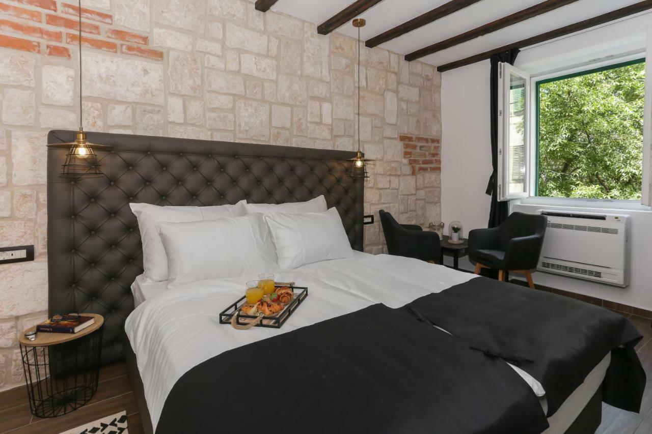 Luxury Rooms Dino Split Exterior photo